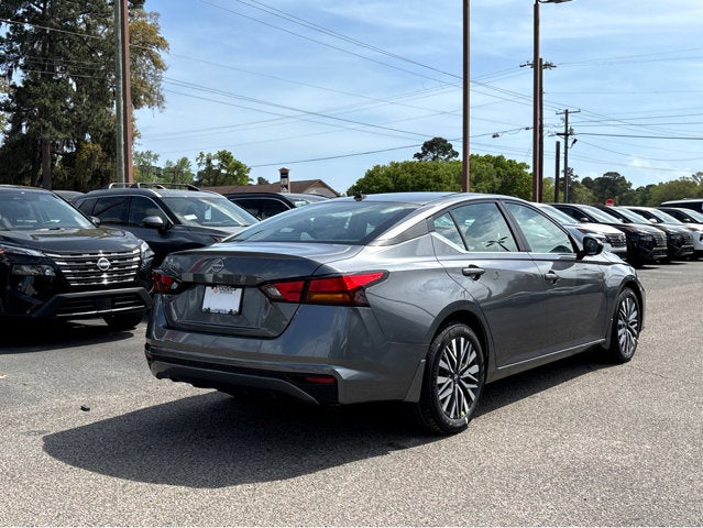 2026 Nissan Altima SR