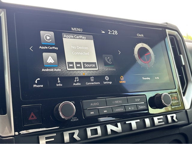 2025 Nissan Frontier SV