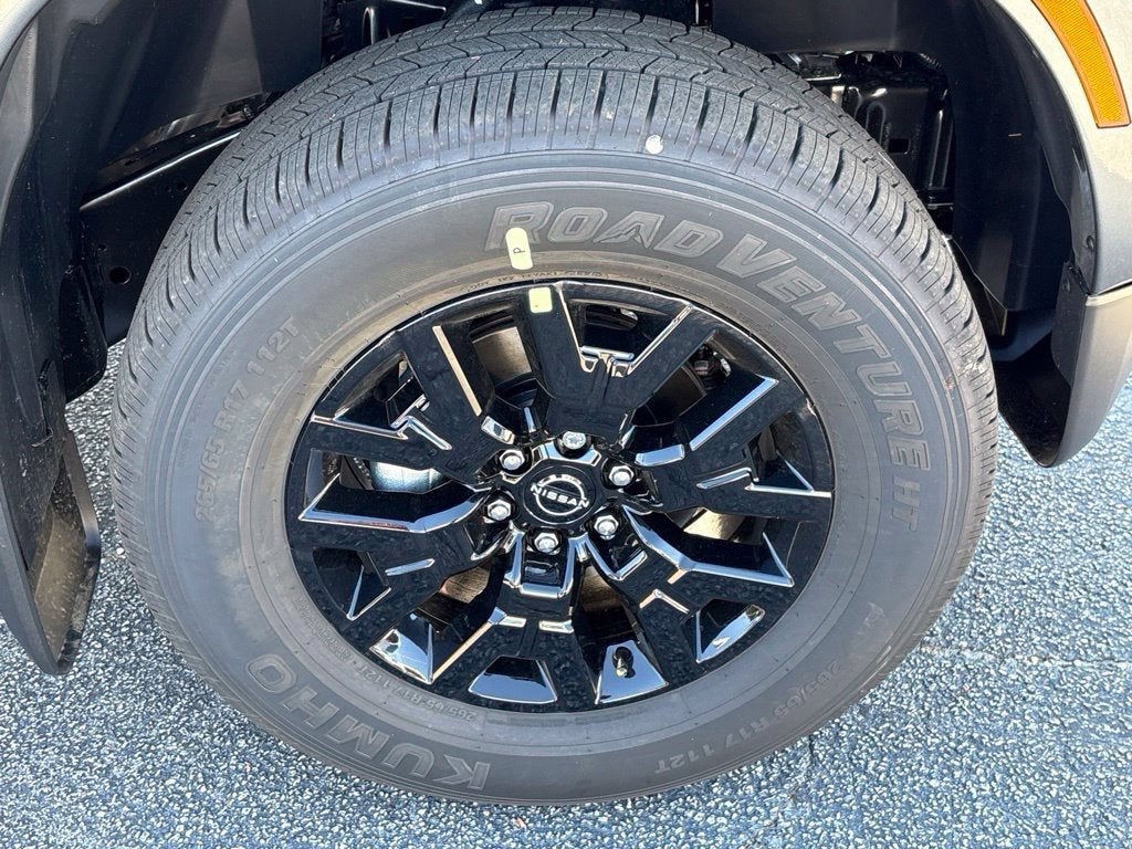2027 Nissan Frontier Crew Cab SV