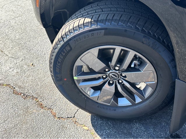 2026 Nissan Frontier Crew Cab SV