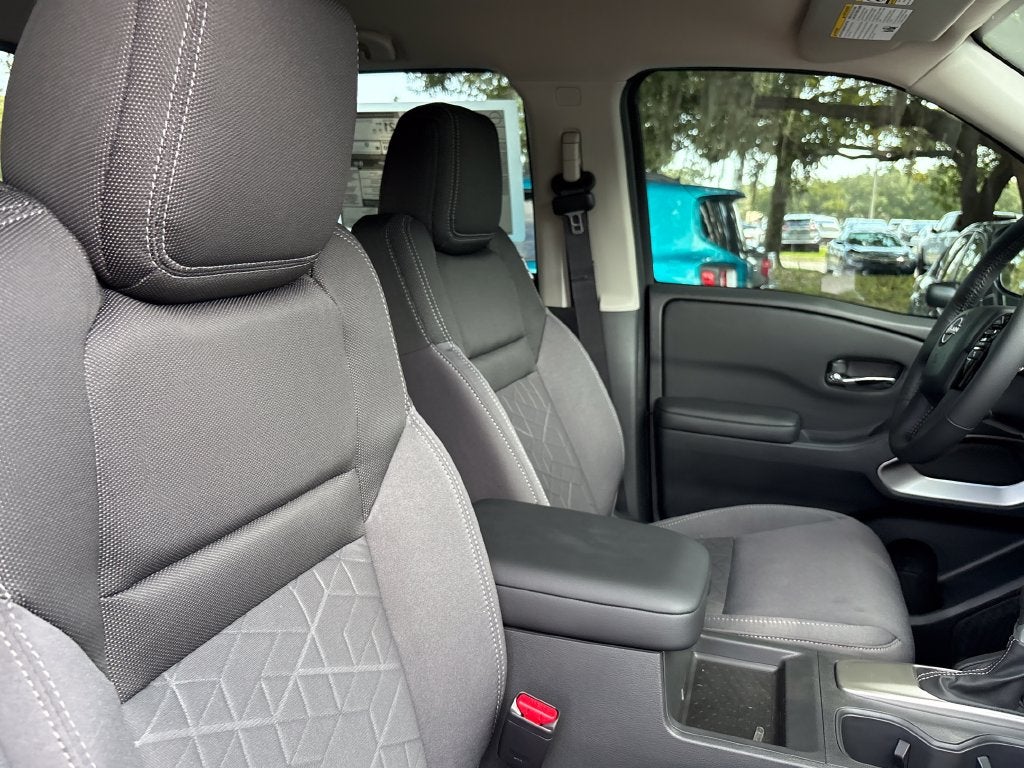 2027 Nissan Frontier Crew Cab SV