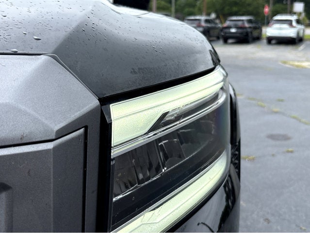 2025 Nissan Frontier SL