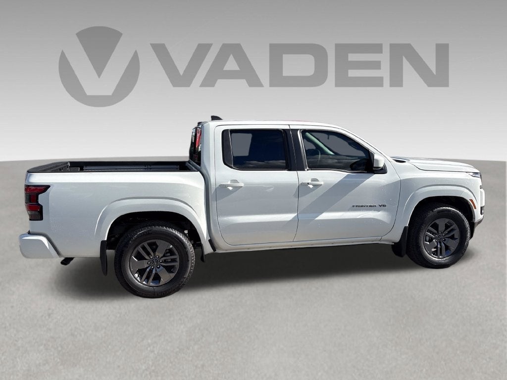 2027 Nissan Frontier Crew Cab SV