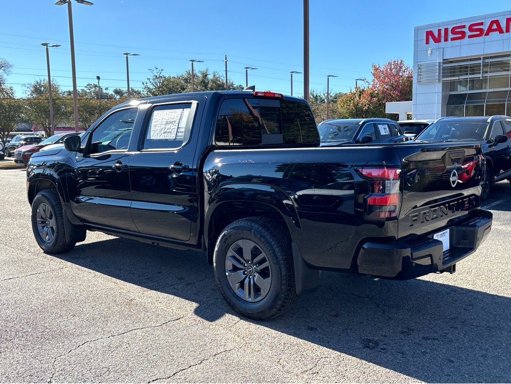 2026 Nissan Frontier Crew Cab SV