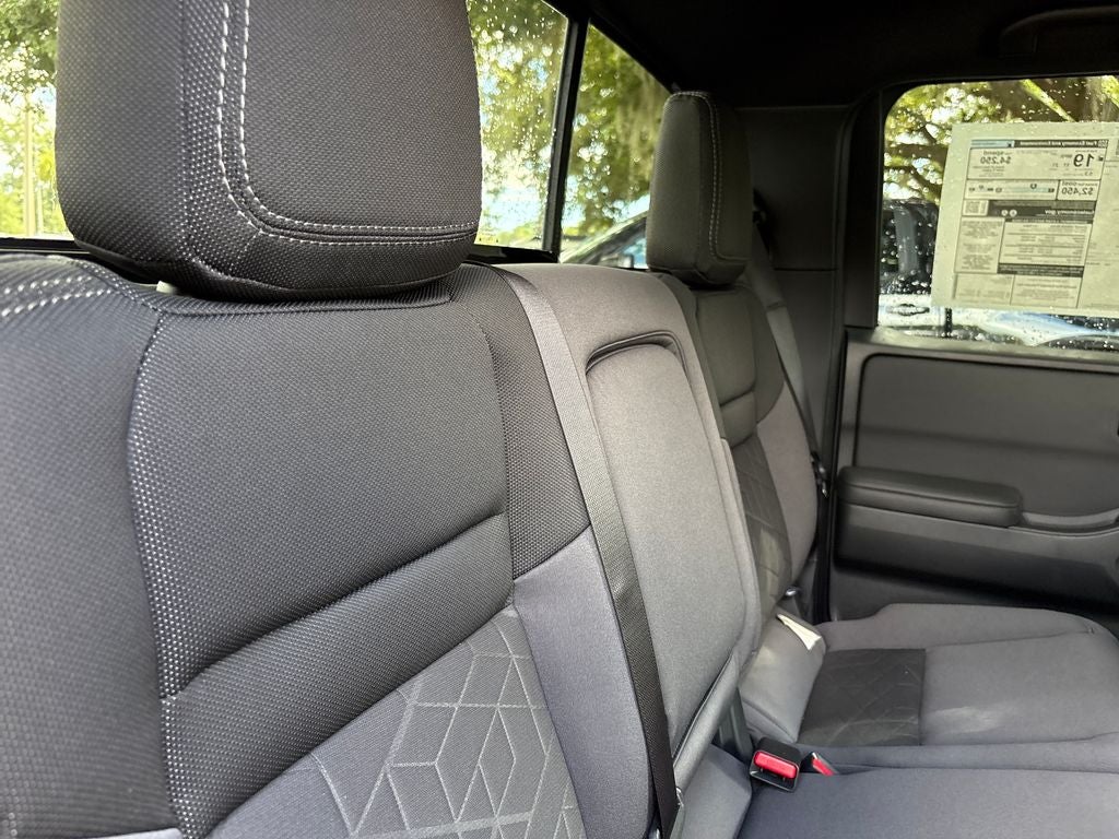 2027 Nissan Frontier SV
