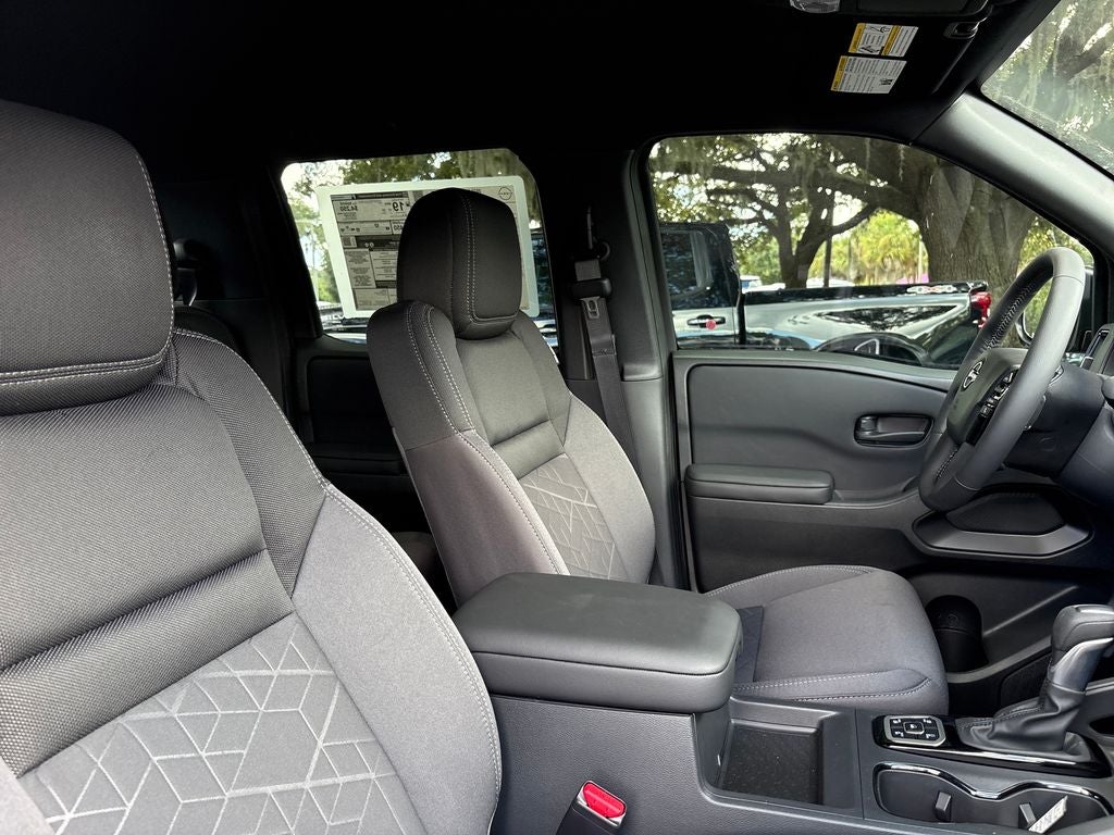 2027 Nissan Frontier SV