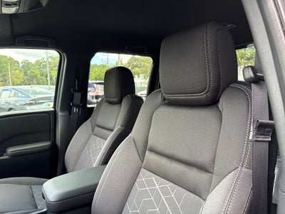 2027 Nissan Frontier SV