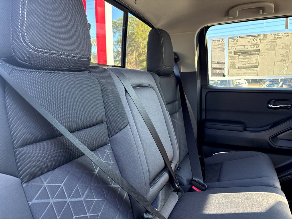 2026 Nissan Frontier Crew Cab SV