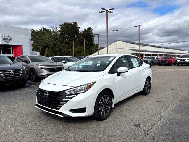 2025 Nissan Versa SV