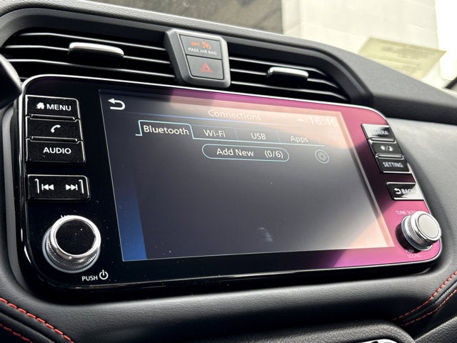 2025 Nissan Versa SR