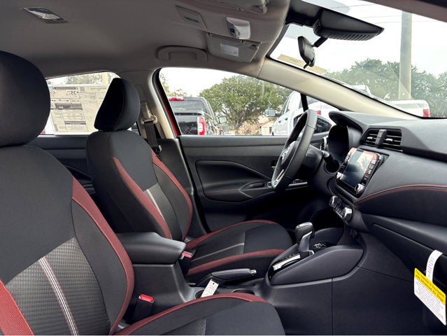 2025 Nissan Versa SR