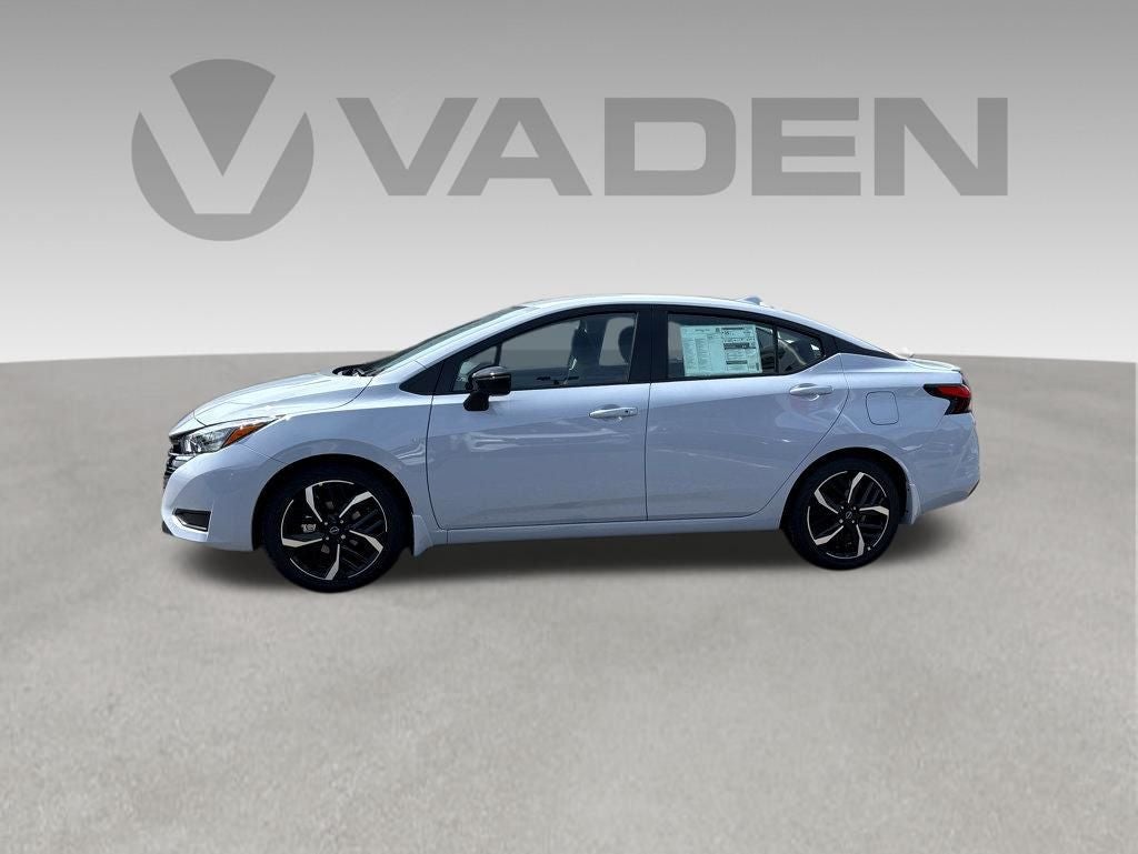 2025 Nissan Versa 1.6 SR