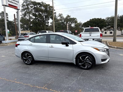 2025 Nissan Versa SR