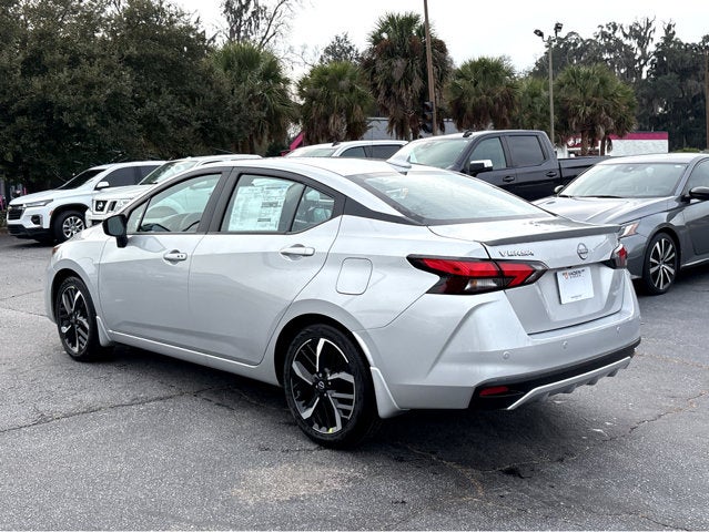 2025 Nissan Versa SR