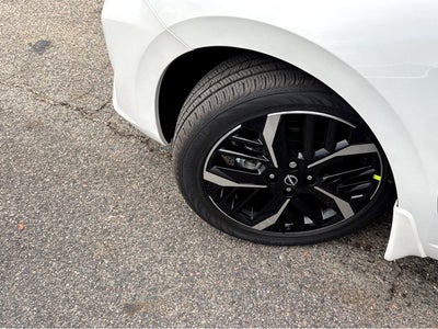 2025 Nissan Versa SR