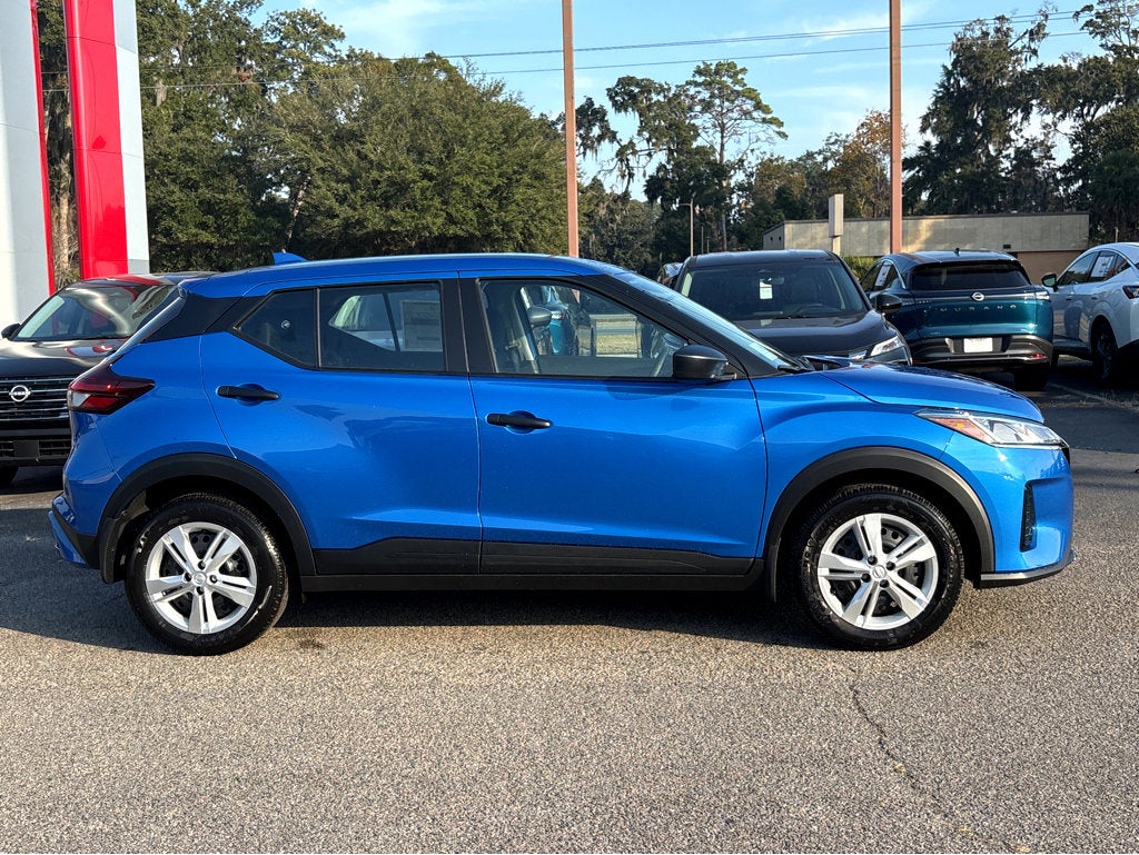 2025 Nissan Kicks Play S