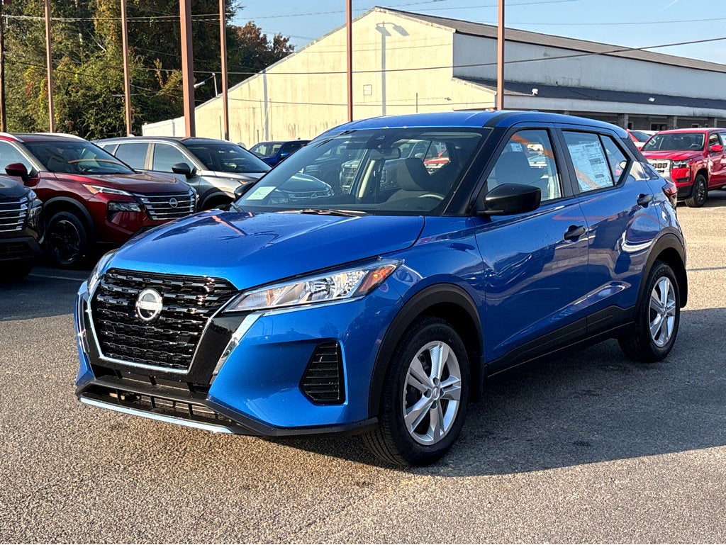 2025 Nissan Kicks Play S