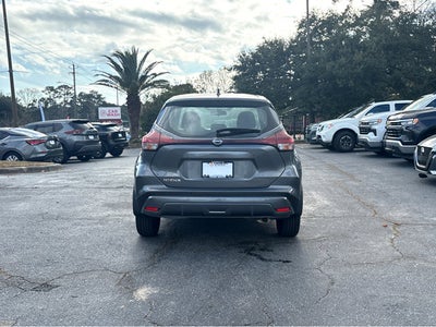 2025 Nissan Kicks Play S