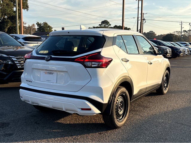 2025 Nissan Kicks Play S