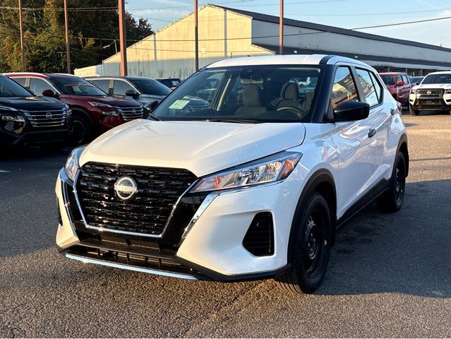 2025 Nissan Kicks Play S