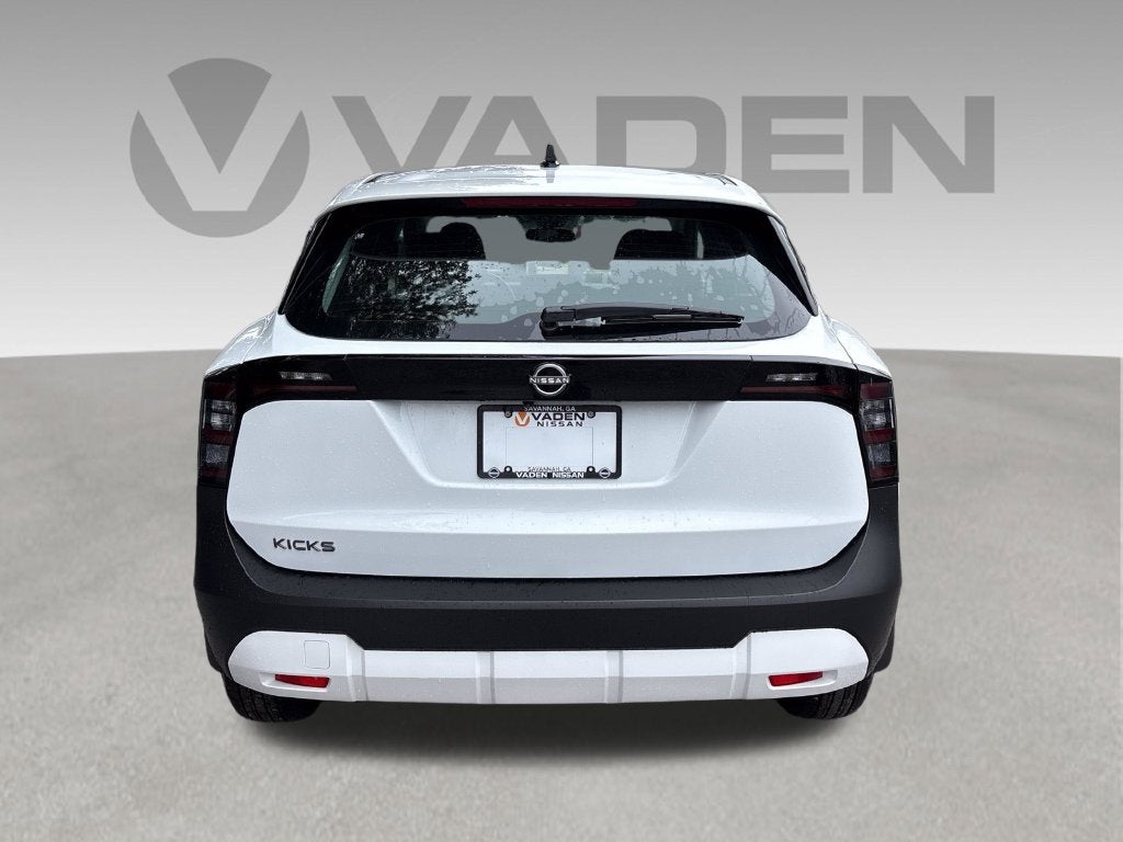 2027 Nissan Kicks S
