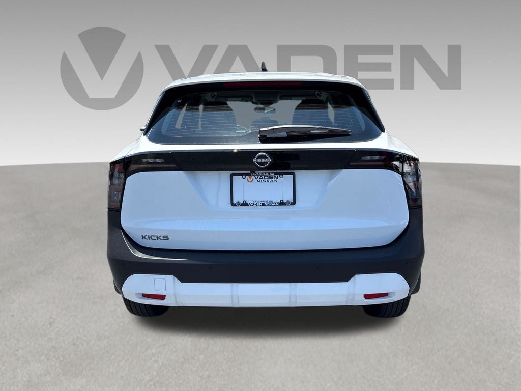 2026 Nissan Kicks S