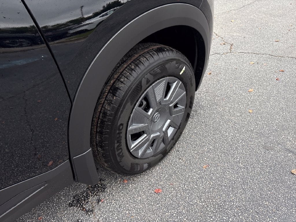 2027 Nissan Kicks S