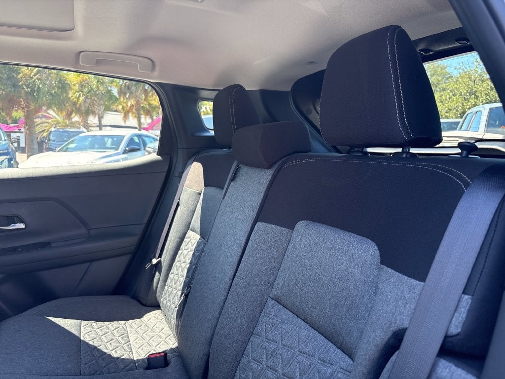 2027 Nissan Kicks SV