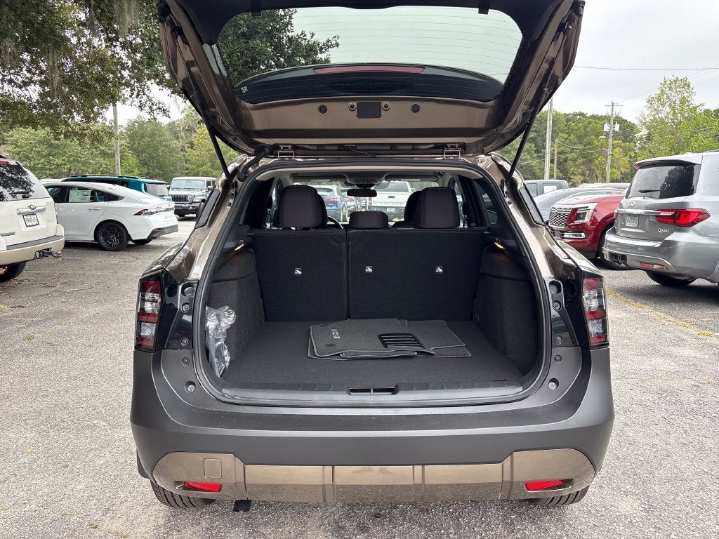 2027 Nissan Kicks SV
