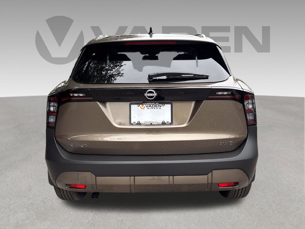 2027 Nissan Kicks SV