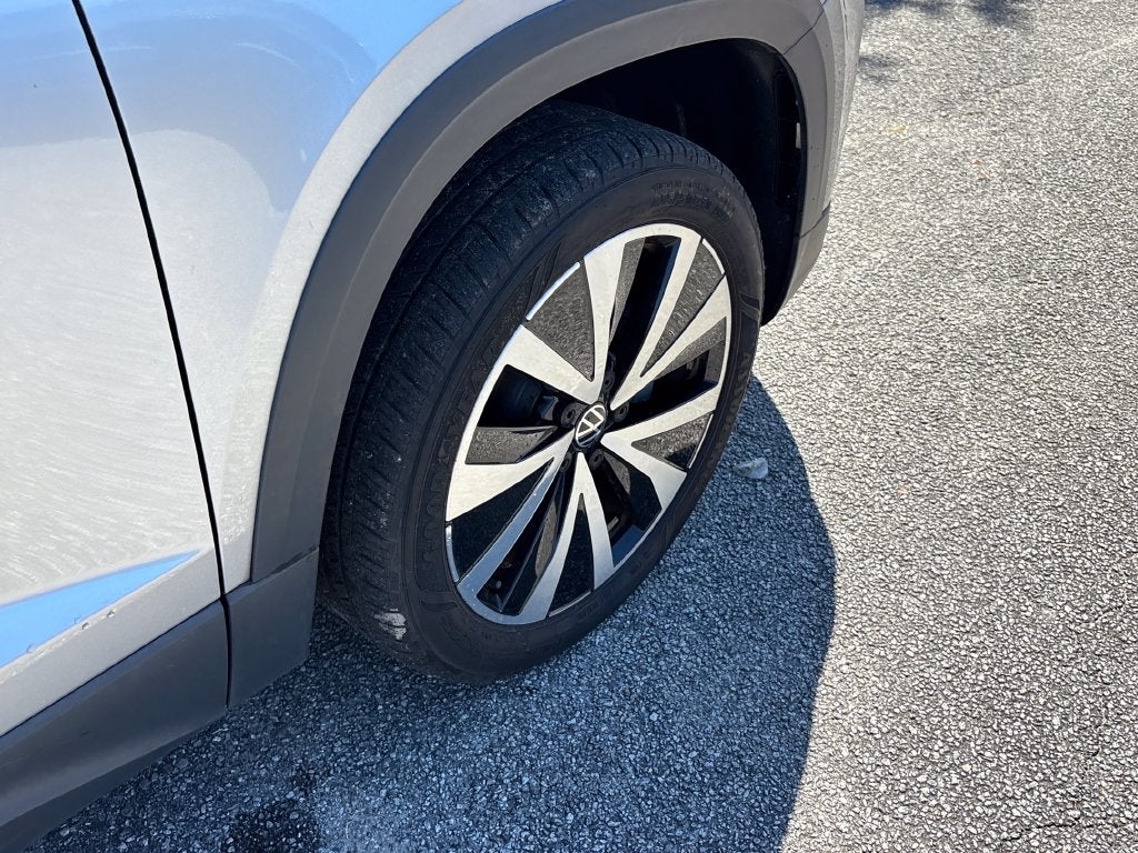 2023 Volkswagen Taos 1.5T SE