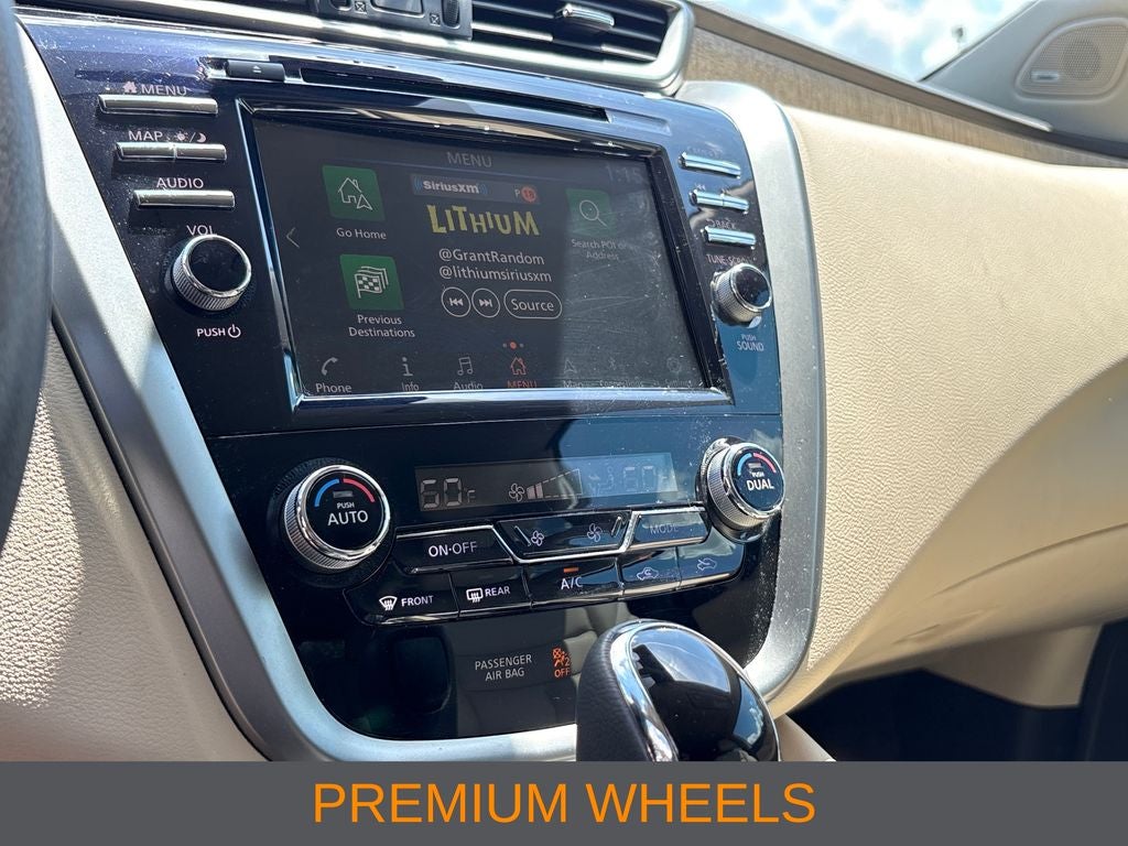 2023 Nissan Murano SL
