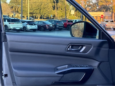 2026 Nissan Pathfinder S