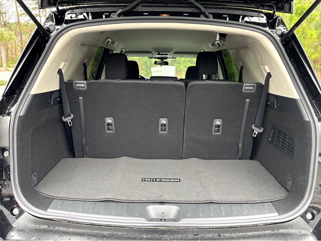 2026 Nissan Pathfinder S