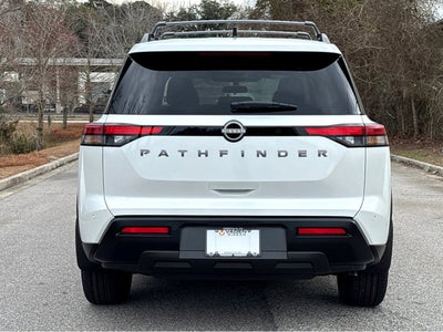 2026 Nissan Pathfinder SV