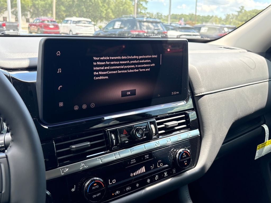 2026 Nissan Pathfinder SV