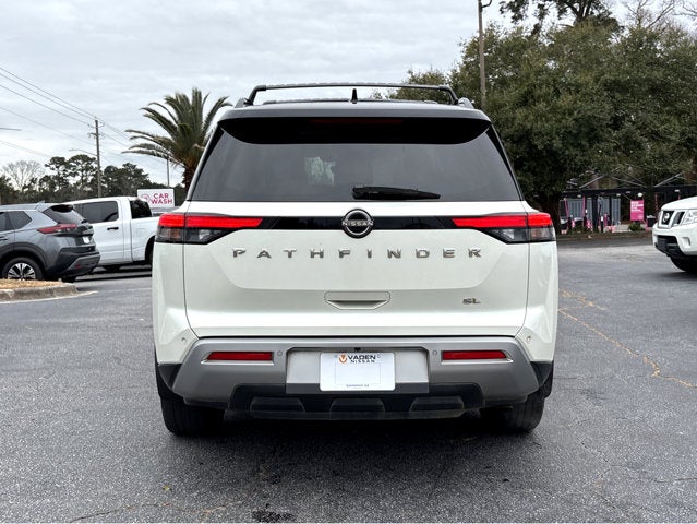 2023 Nissan Pathfinder SL