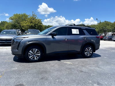 2026 Nissan Pathfinder SL