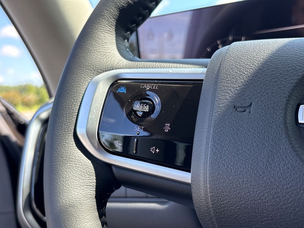 2026 Nissan Armada SV