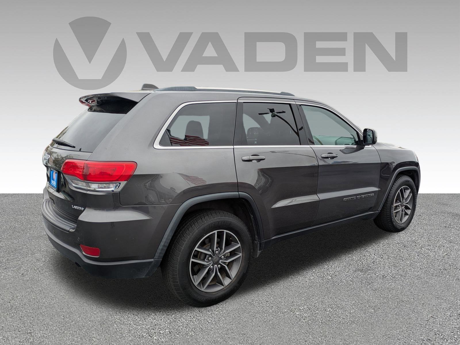 2019 Jeep Grand Cherokee Laredo E