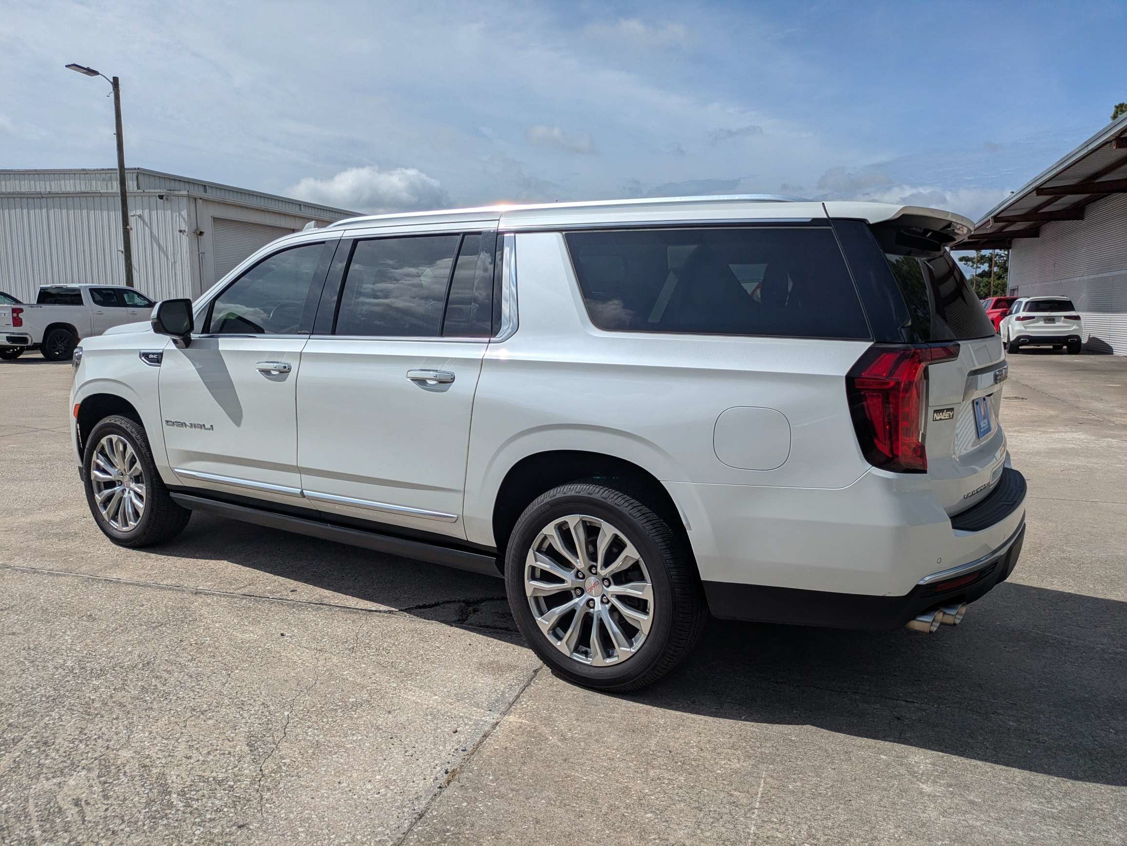 2022 GMC Yukon XL Denali