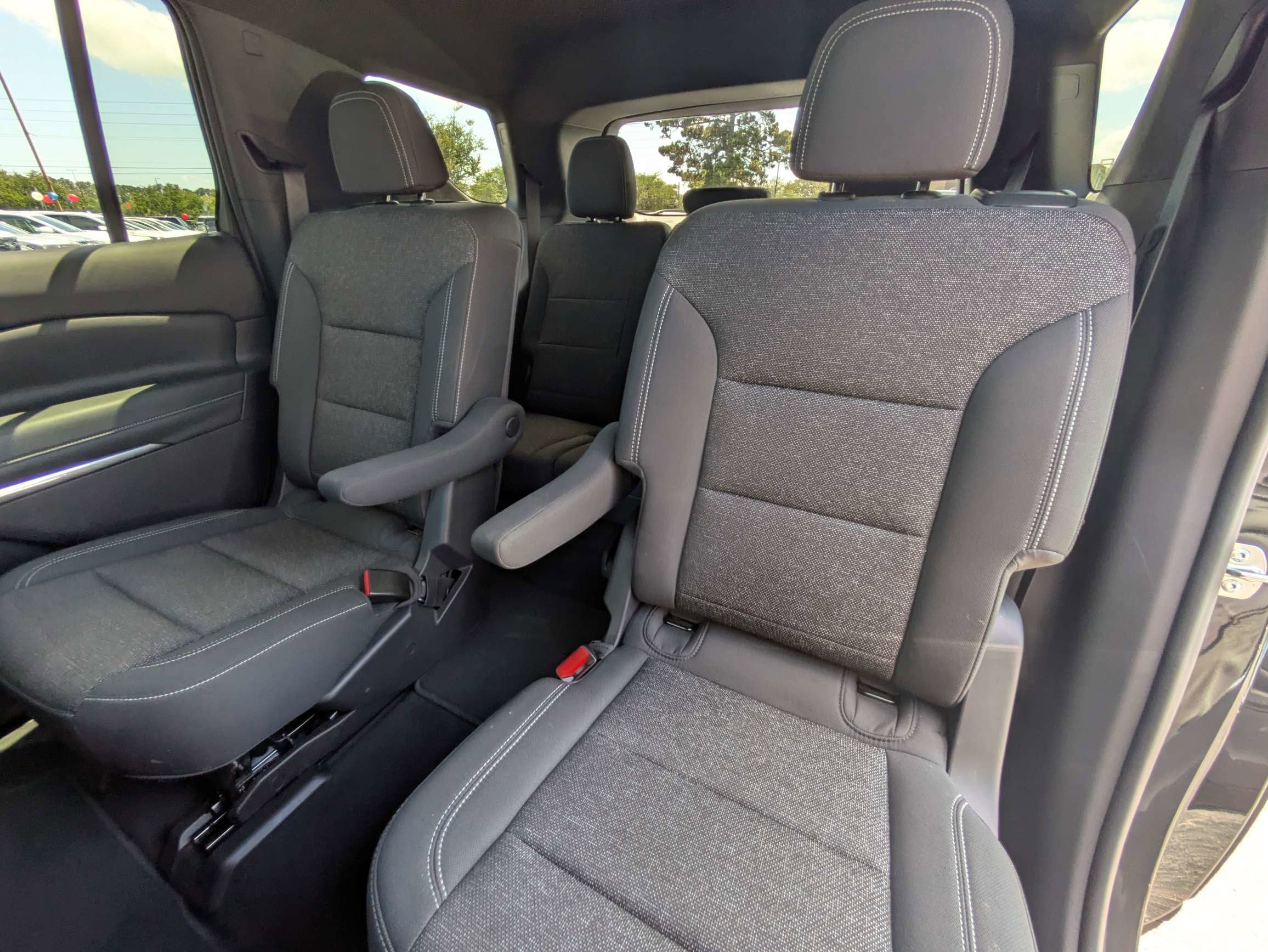 2024 Chevrolet Traverse FWD LT