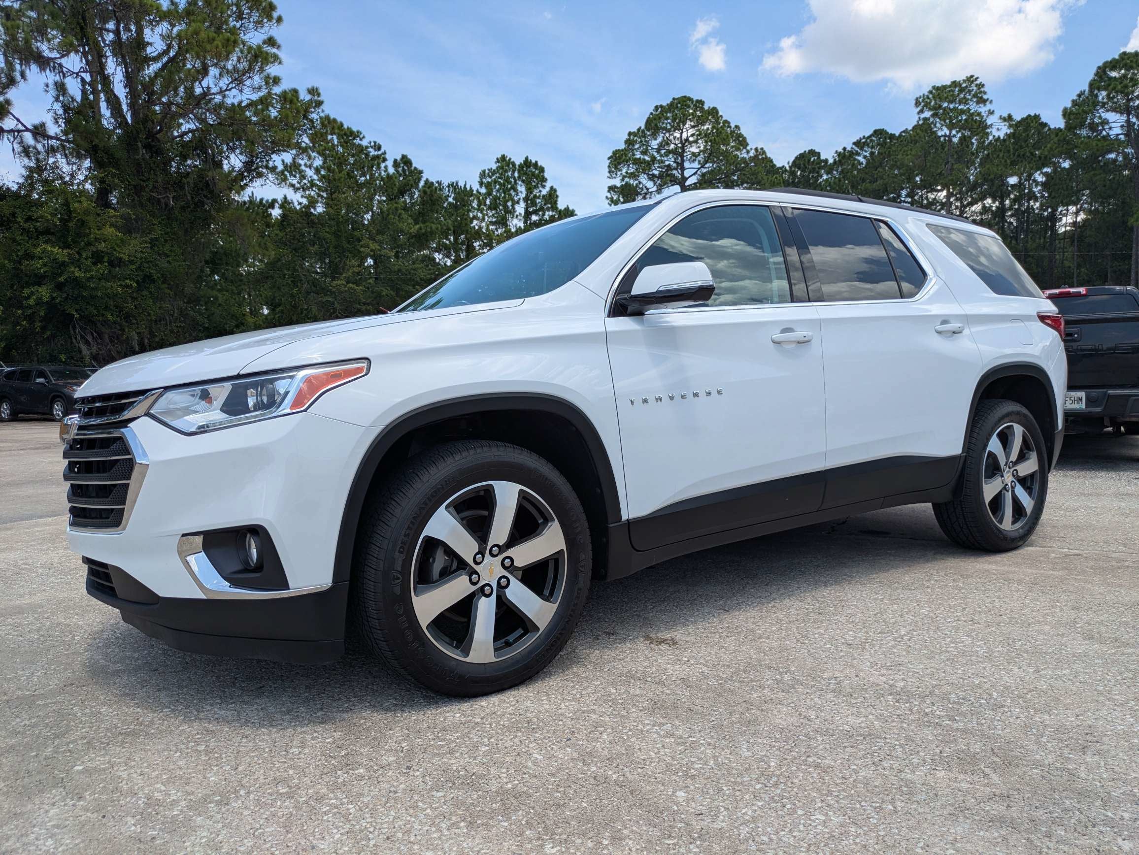 2020 Chevrolet Traverse LT Leather