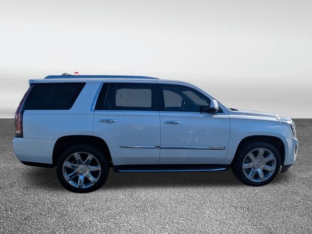 2018 Cadillac Escalade Luxury