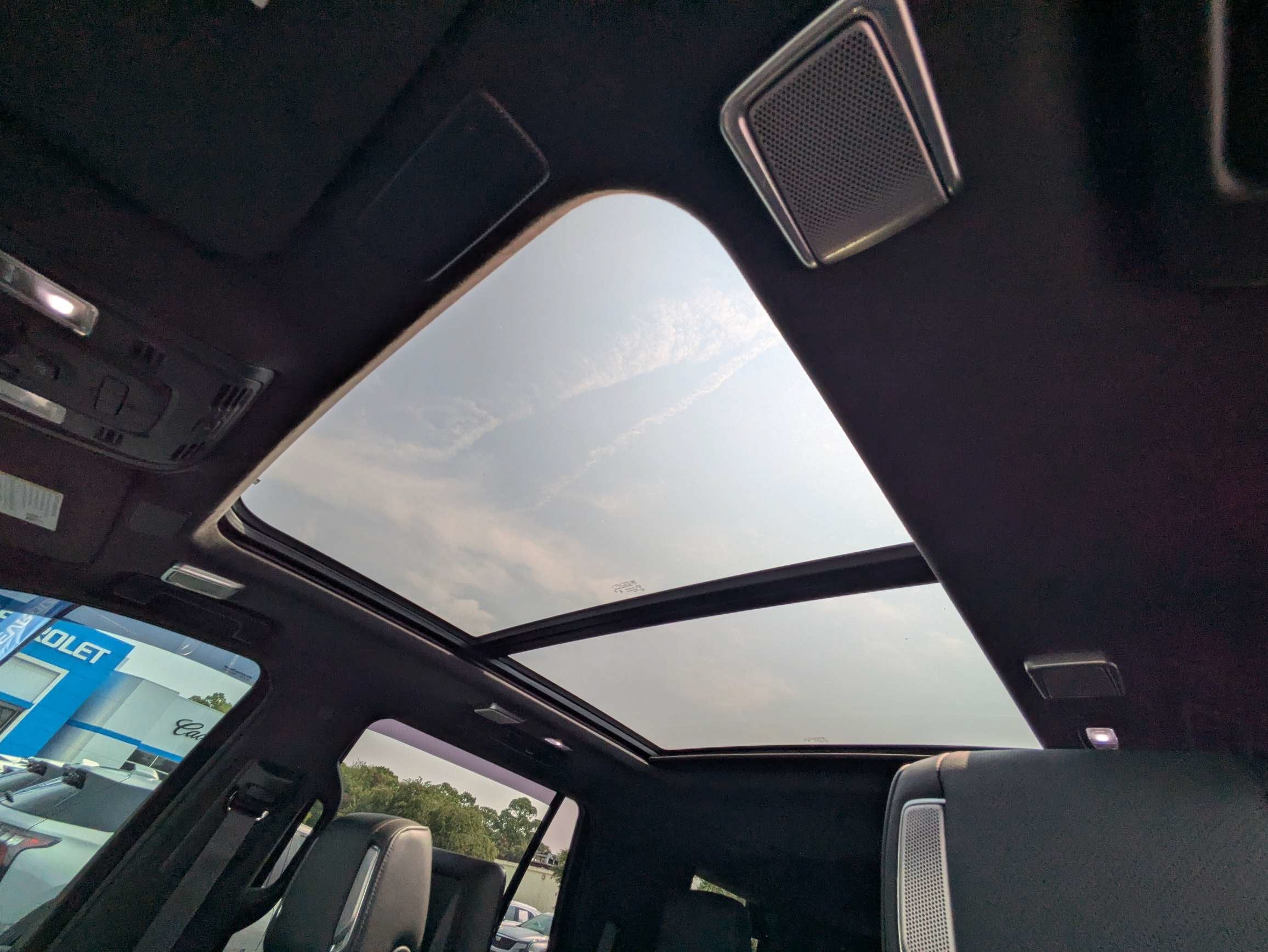 2023 Cadillac Escalade 4WD Sport Platinum