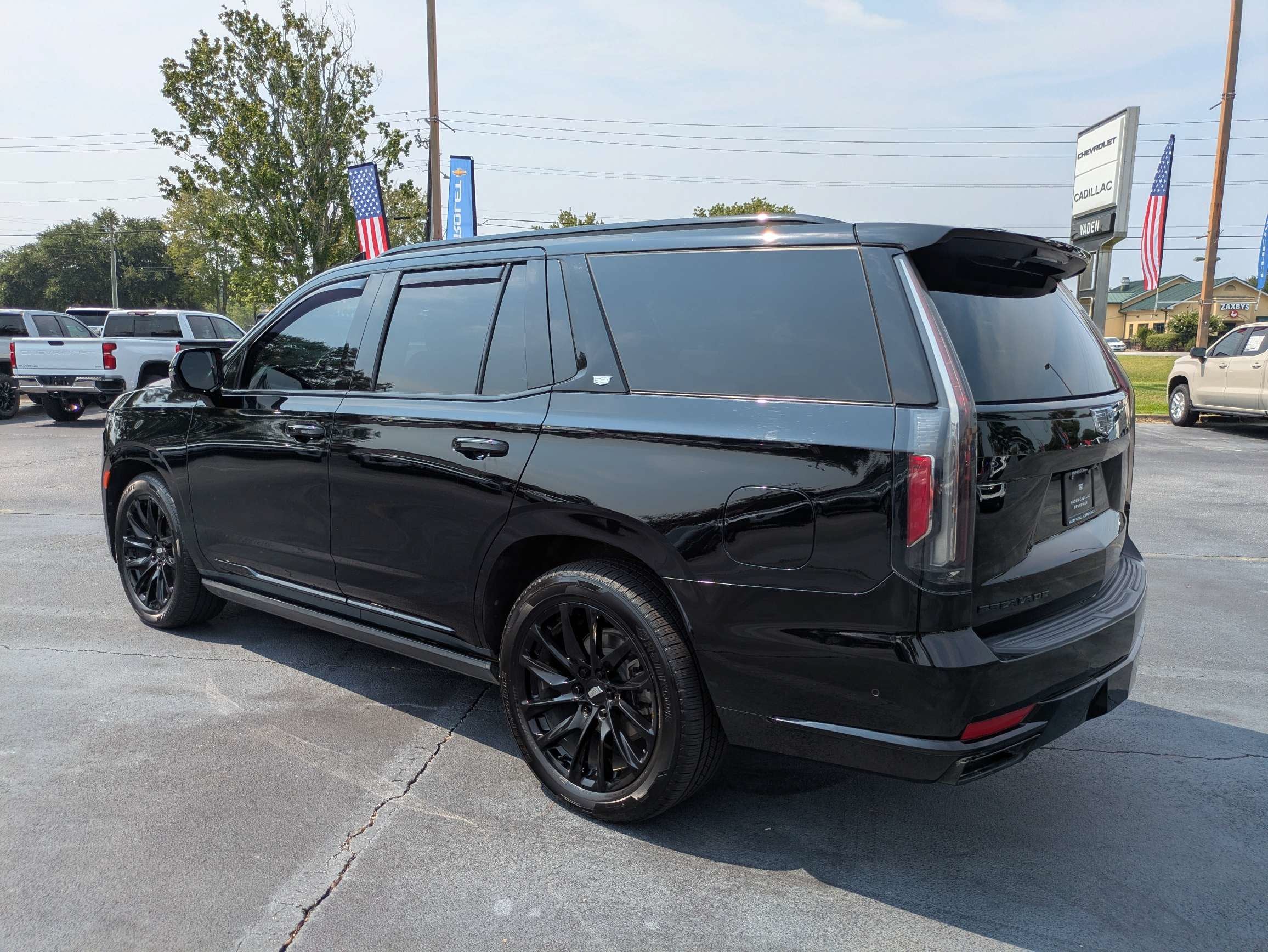 2023 Cadillac Escalade 4WD Sport Platinum