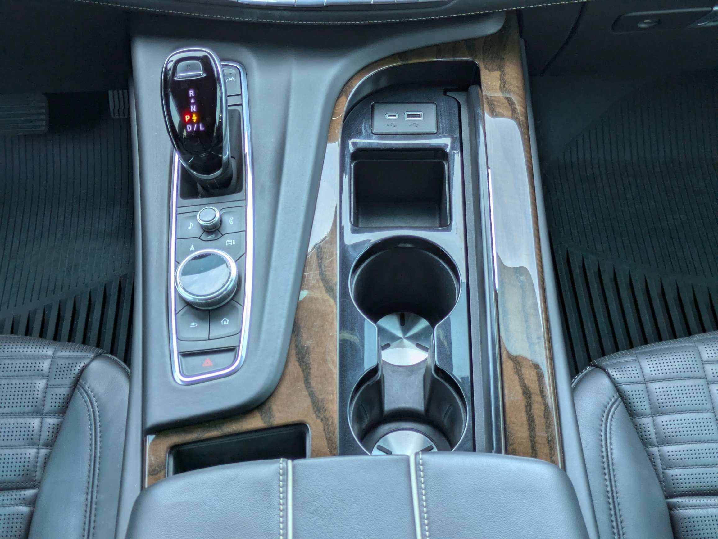 2023 Cadillac Escalade 4WD Sport Platinum