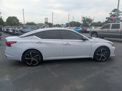 2023 Nissan Altima 2.5 SR