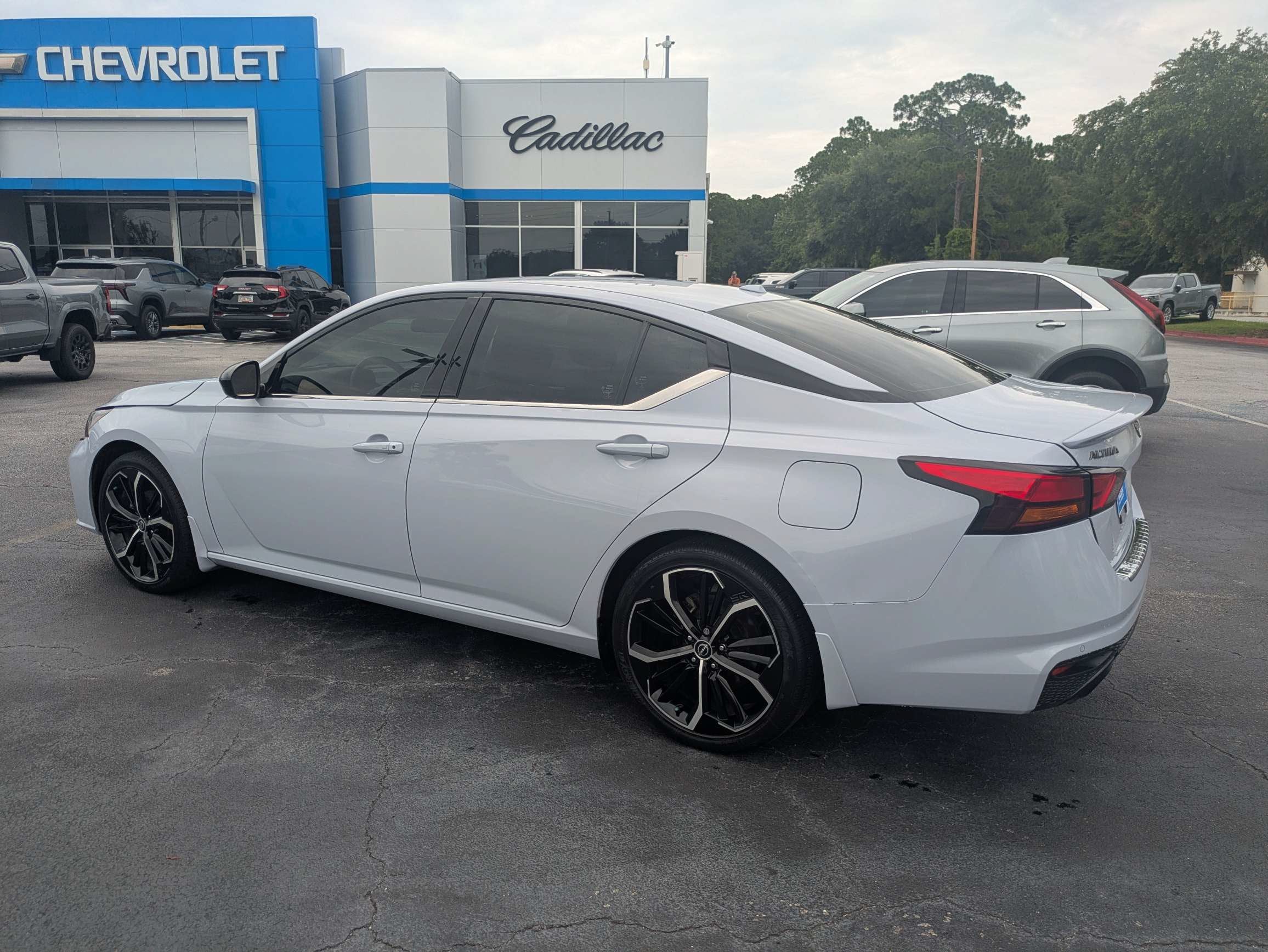 2023 Nissan Altima 2.5 SR