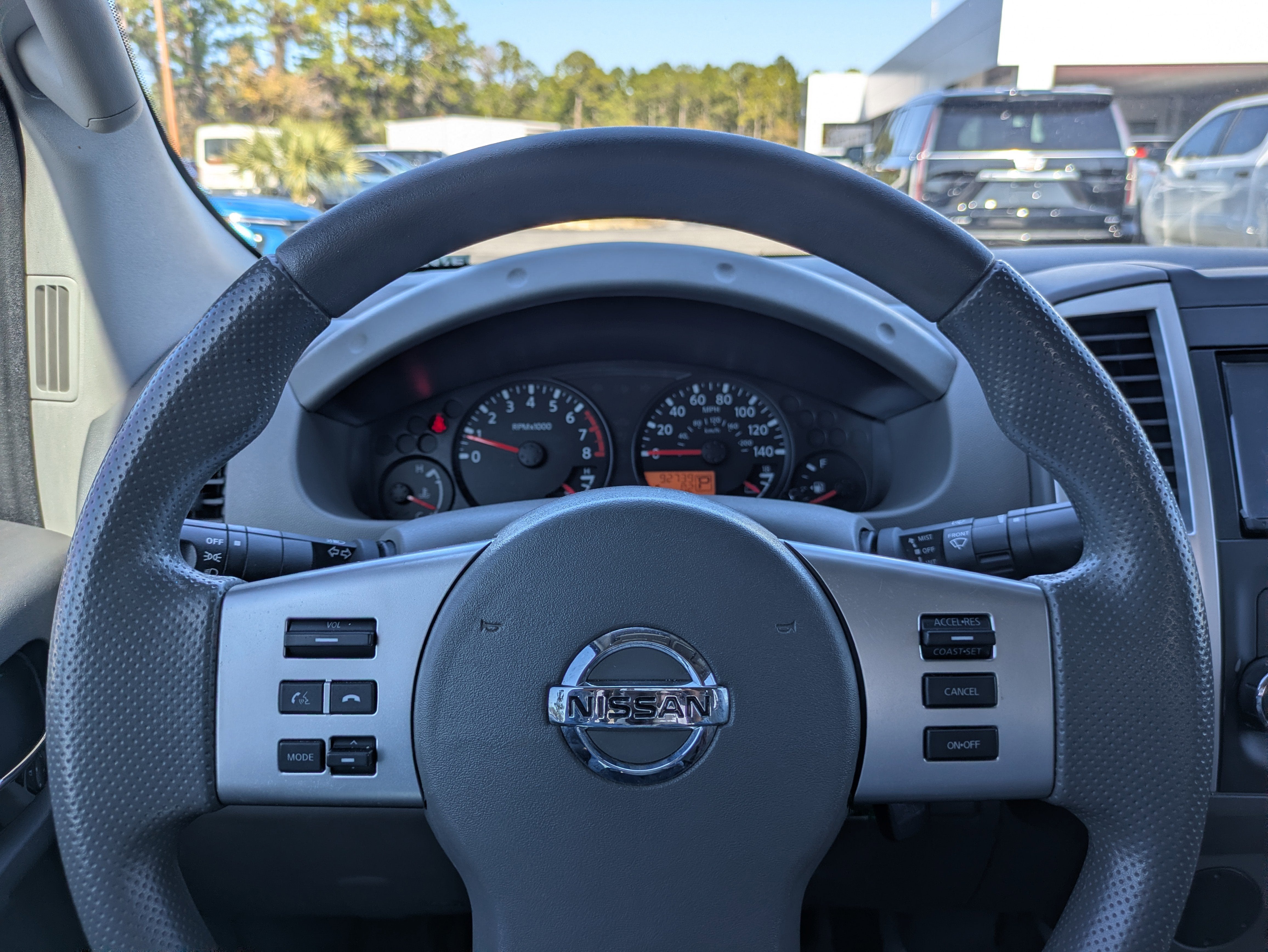 2015 Nissan Frontier SV